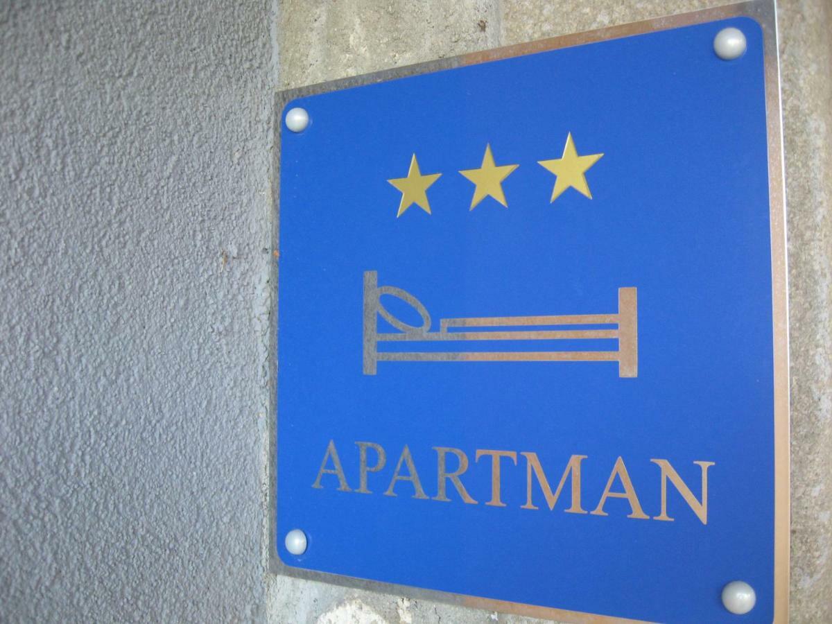 Antonia & Arian Apartment Roc Ngoại thất bức ảnh